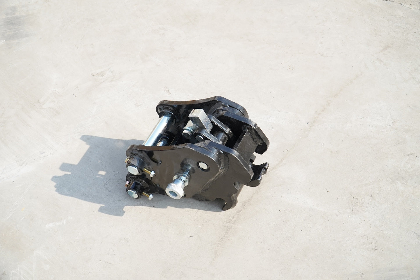 Hydraulic quick change for R22-1