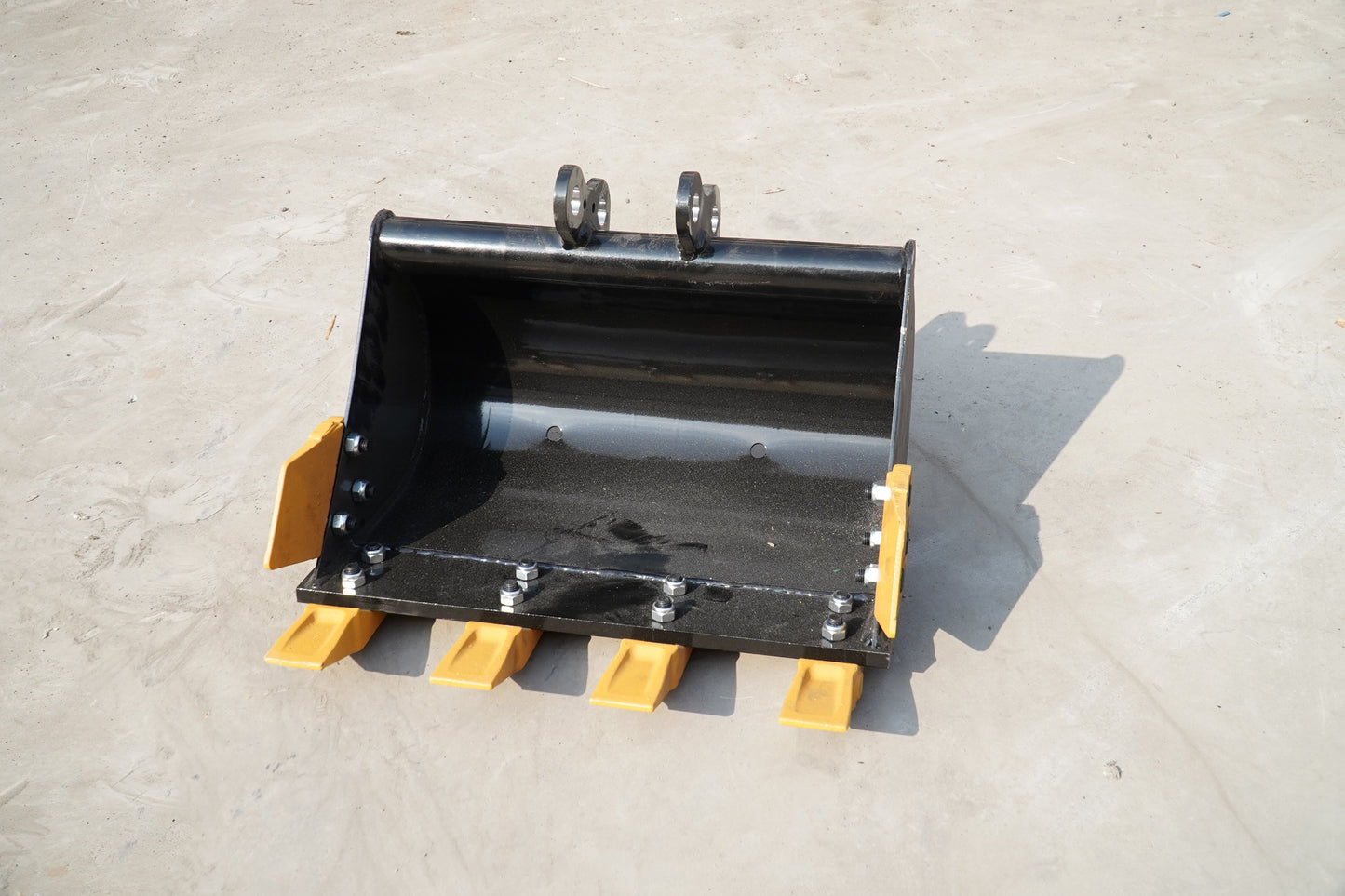 Mud bucket for R22