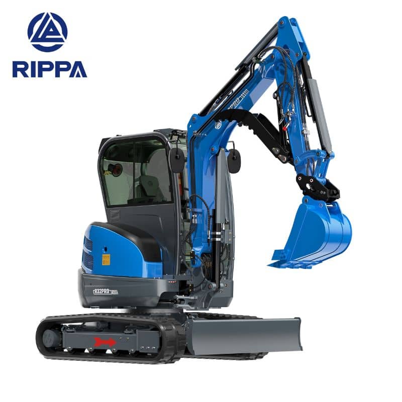 R32 Pro Excavator with Kubota Engine and Hydraulic Quick Hitch
