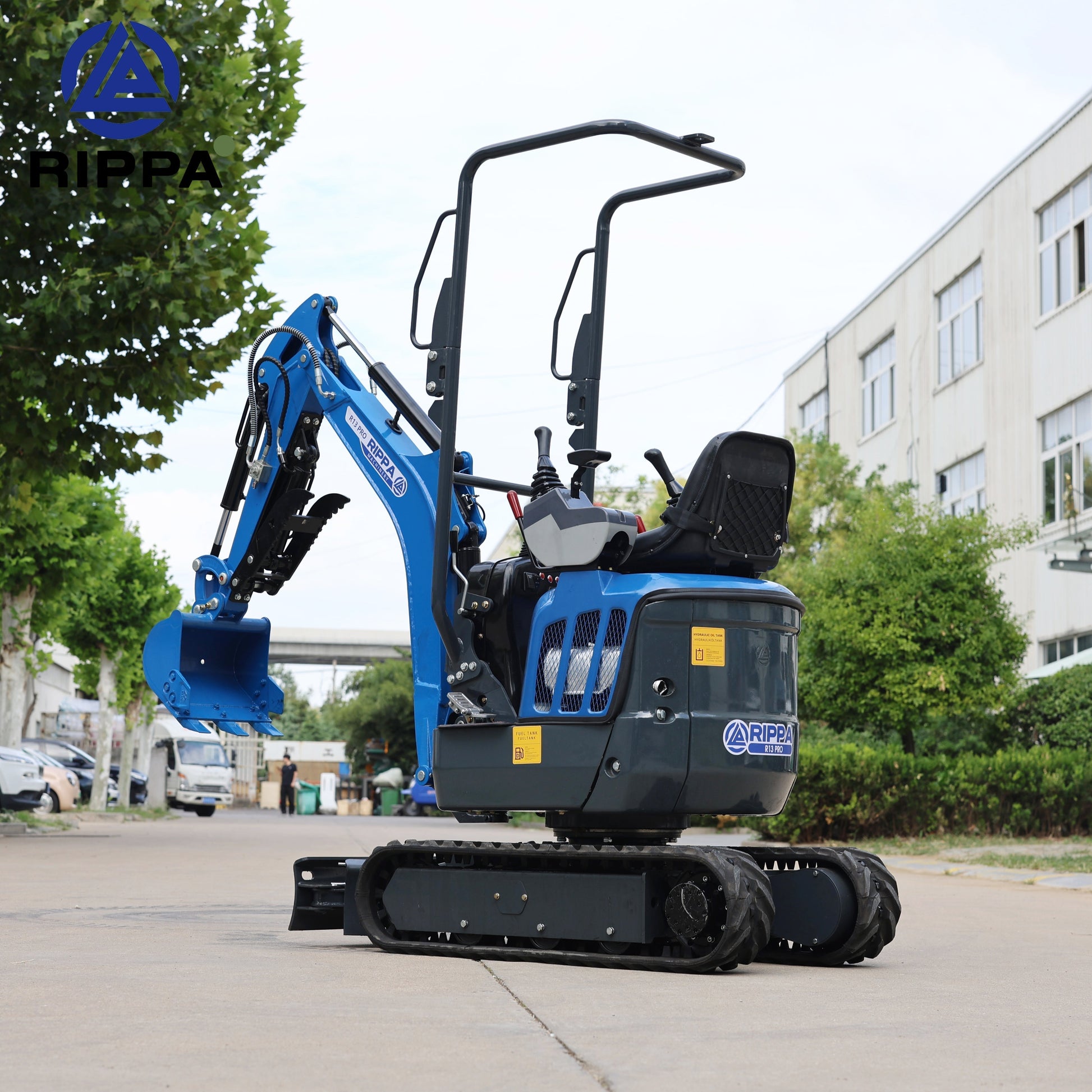 Labadi Engineering Mini Excavato with Compact Design Ideal for Urban Construction and Landscaping Projects
