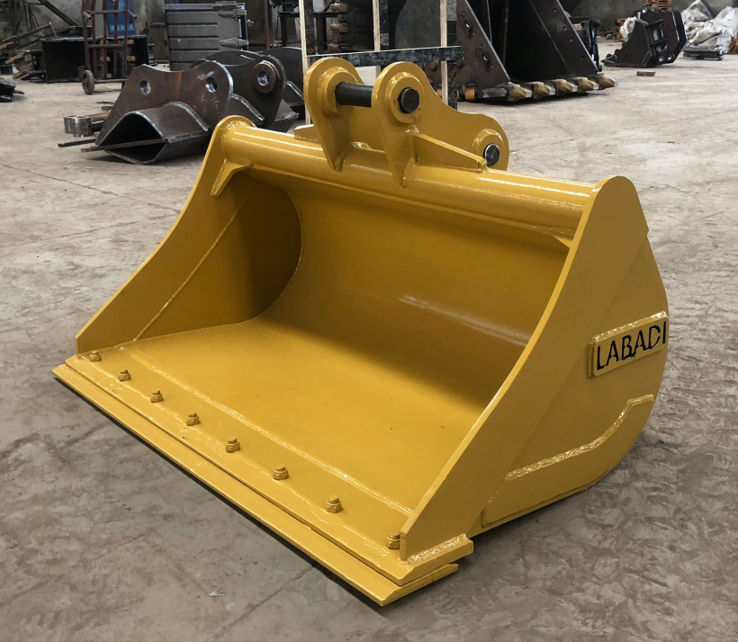 Labadi 5 Tonne GP Wide Excavator Bucket