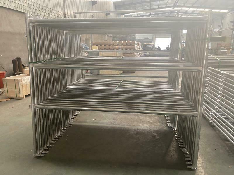 Galvanised Steel Cattle Panel 1.8m x 2.1m - Labadi Engineering